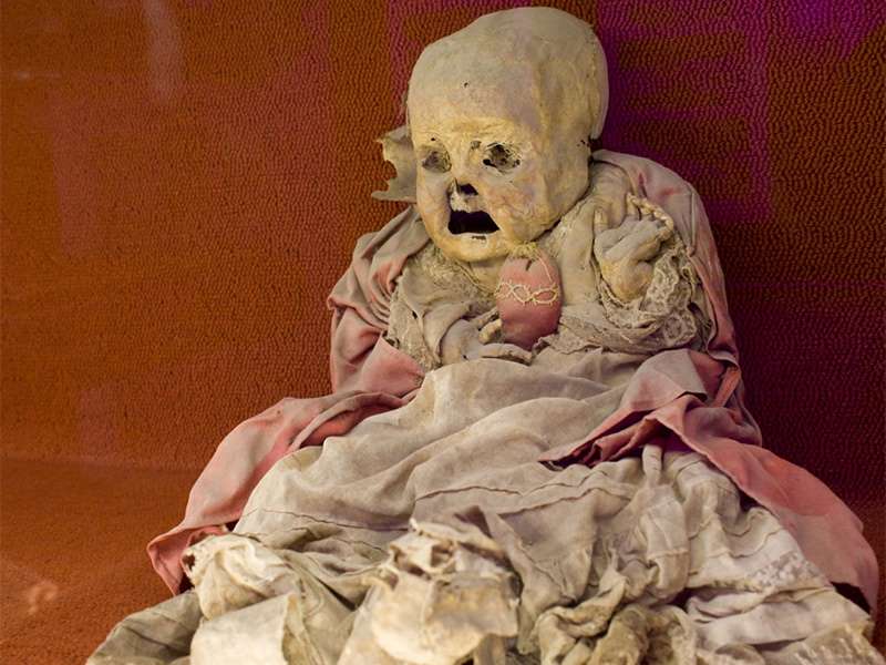 Momias de Guanajuato México también está presente en este conteo gracias al Museo de las Momias de Guanajuato, que guarda los cuerpos de mujeres, hombres y niños