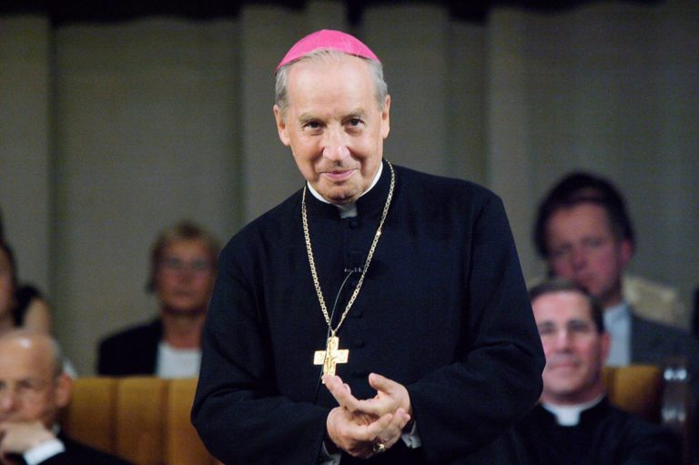 Muere el prelado del Opus Dei, Javier Echevarría, tras una infección