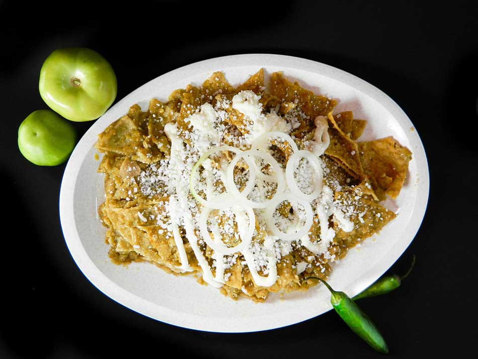 Receta de Chilaquiles: El Arte de Preparar un Desayuno Mexicano Inolvidable